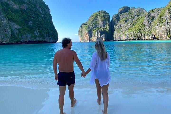 Phi Phi One Day Tour by Speed Boat from Ao Nang, Krabi