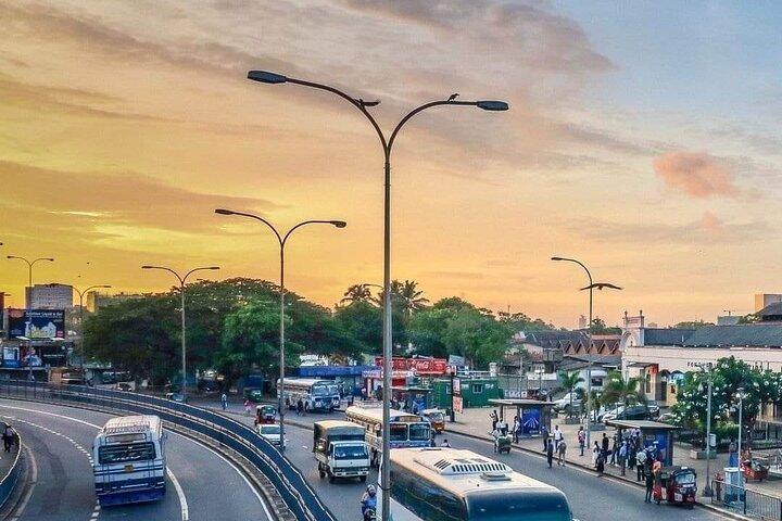 Colombo City Tour With Mahaweli