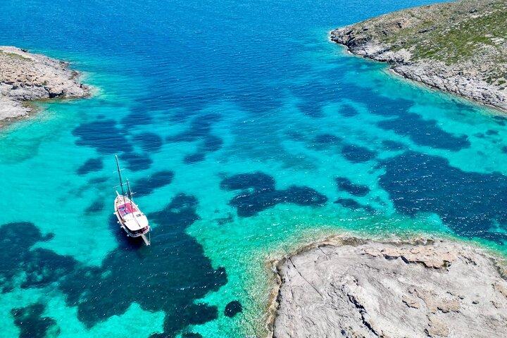 Paros: Gulet Cruise to Antiparos, Blue Lagoon & Despotiko 25guest