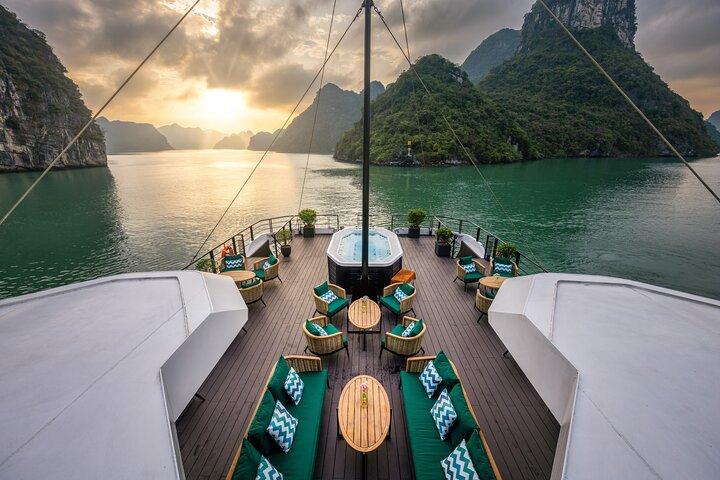Halong Bay & Lan Ha Bay Luxury Day Cruise by The Halong Catamaran
