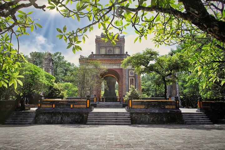 Hue City Tour by Private Car & English-Speaking Driver