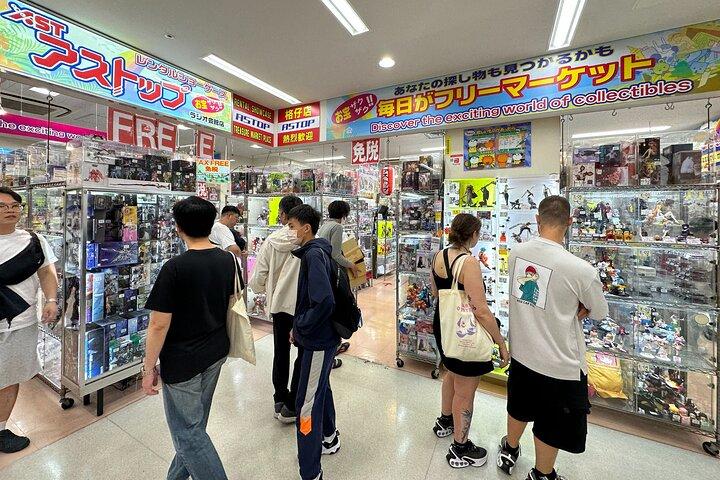 Private Akihabara Retro Tokyo Anime Game Maid Cafe Tour w/ pickup