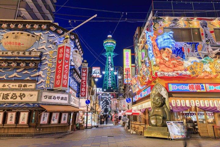 Tour Famous Spots in Osaka by Private Car