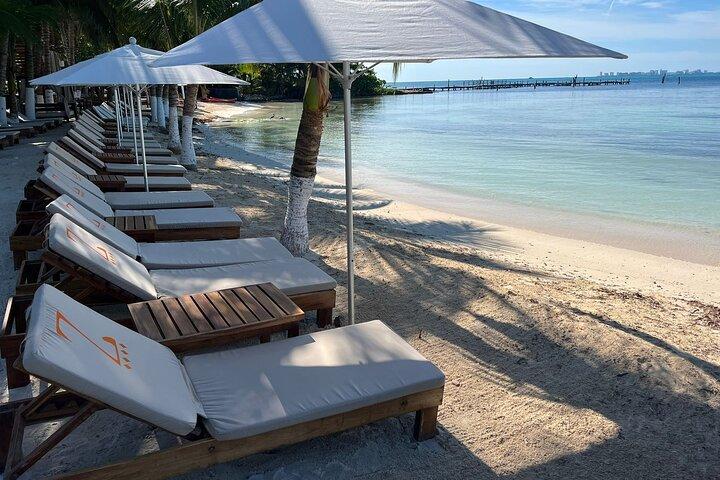 Luxury Beach Club Isla Mujeres Catamaran Experience From Cancun