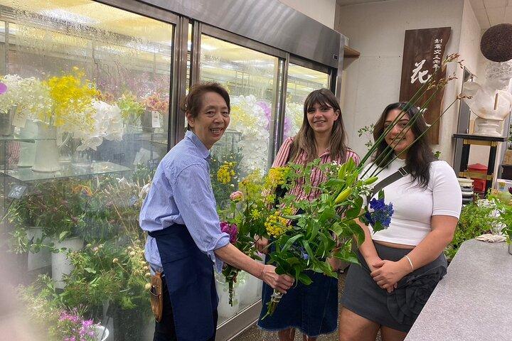 Private Ikebana Experience Tour in Kyoto