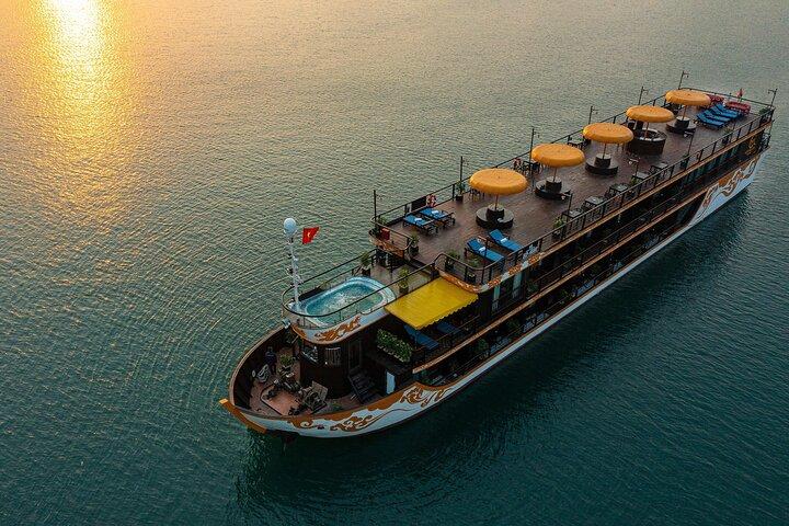 3 Days and 2 Nights in Lan Ha Bay with Icon Cruise from Hanoi