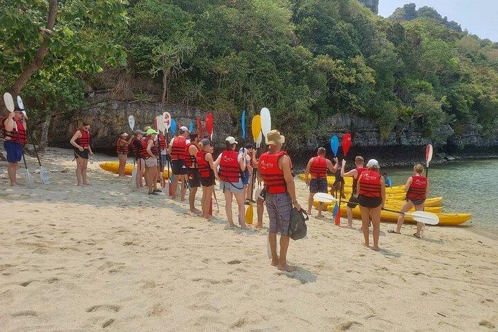 Angthong National Marine Park by Speedboat from Samui
