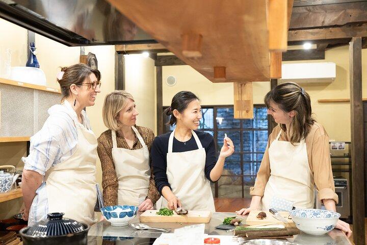 Cooking Class for Ramen and Gyoza in a Quiet Old Osaka House