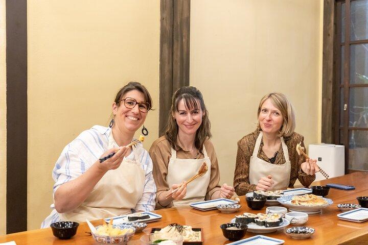 Cooking Class for Ramen and Gyoza in a Quiet Old Osaka House