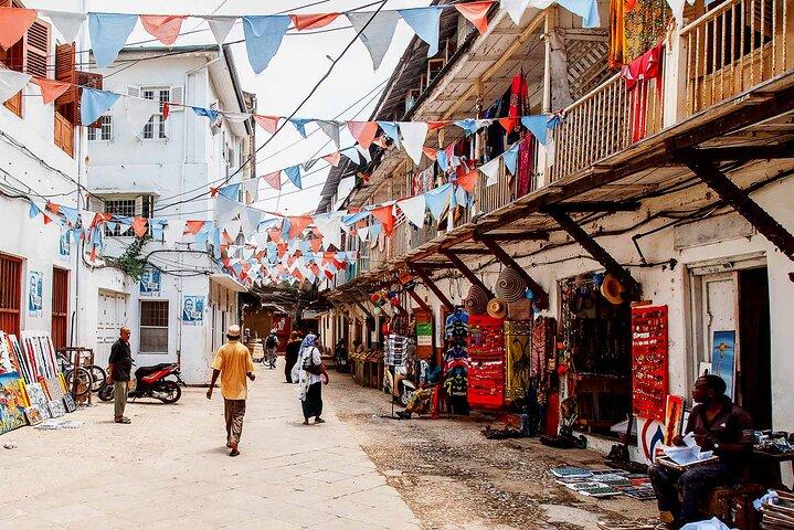 4 Days Zanzibar Stone Town, Spice Fields, Sailing & Culture Tour