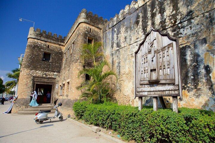 4 Days Zanzibar Stone Town, Spice Fields, Sailing & Culture Tour