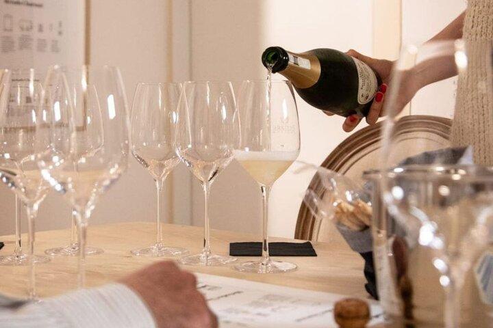 Exclusive Wine Tasting in the Historic Center of Siena