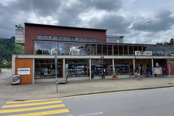 Private day trip to Gruyères from Geneva