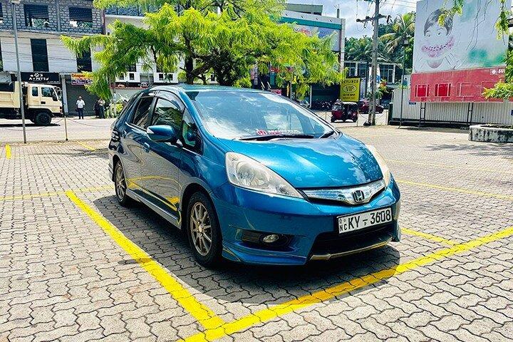 Airport Taxi Transfers from Colombo Airport to Wadduwa