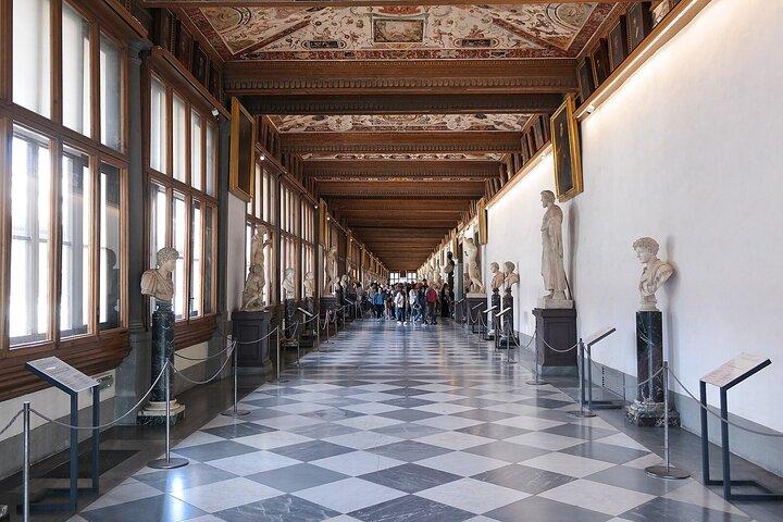Private Family Tour - Uffizi Gallery for Kids