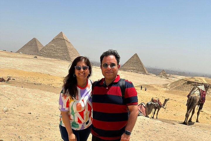 Private Tour: Giza Pyramids, Sphinx & Saqqara