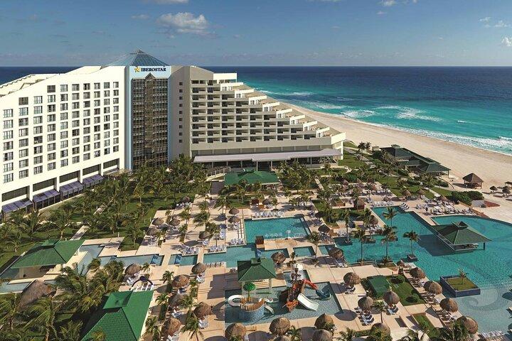 Private Shuttle in Cancun Airport and Iberostar Selection Cancun
