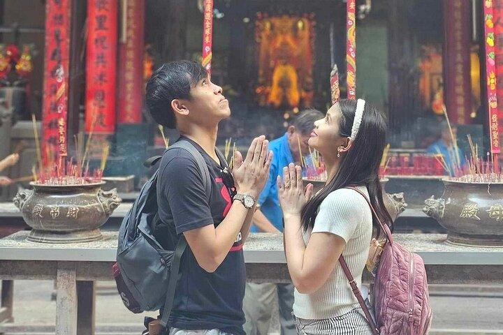 Ho Chi Minh City Tour by Motorbike Morning or Afternoon