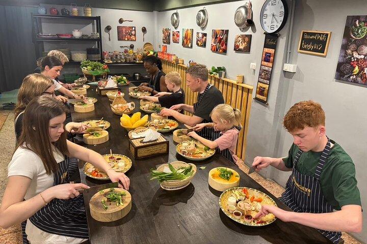 Tingly Thai Cooking School Evening Class