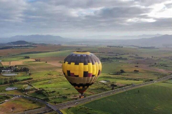 Exclusive Hot Air Balloon Experience in Cape Town