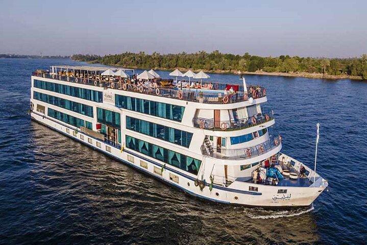 Egypt Tour package for 8 Days, Cairo and Nile Cruise