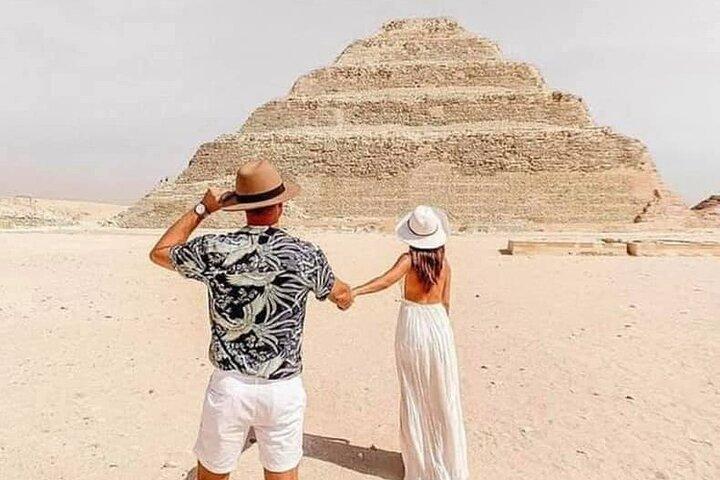 Private Saqqara (Sakkara) Pyramids Guide on site tour