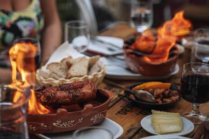 Lisbon Gastronomic Food Tour with Wine in Baixa