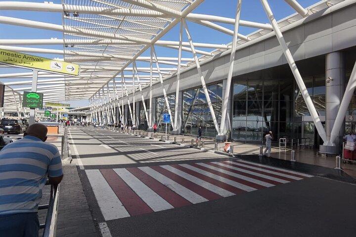 Private Transfer from Cairo Airport to Your Hotel