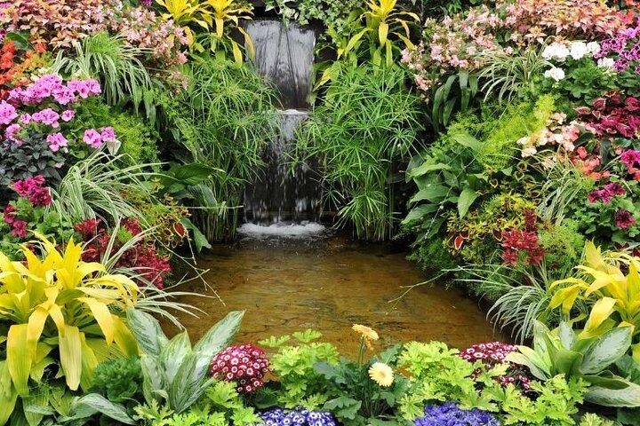 Best of Victoria and Butchart Gardens Day Tour from Vancouver