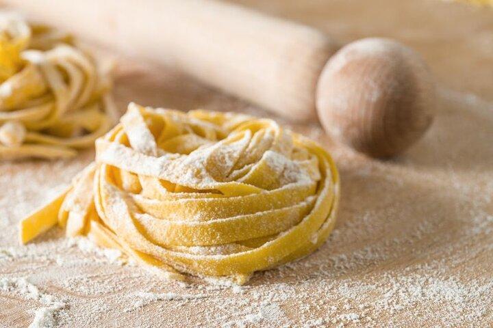 Fettuccine, Ravioli, and Tiramisu Cooking Class in Rome