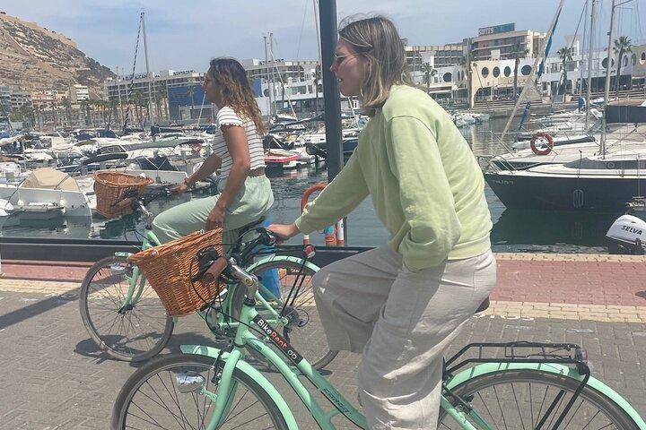 Tour Guiado en Bicicleta por el Centro de Alicante