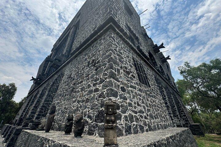 EXCLUSIVE TOUR at Diego Rivera Anahuacalli Museum - Small Groups