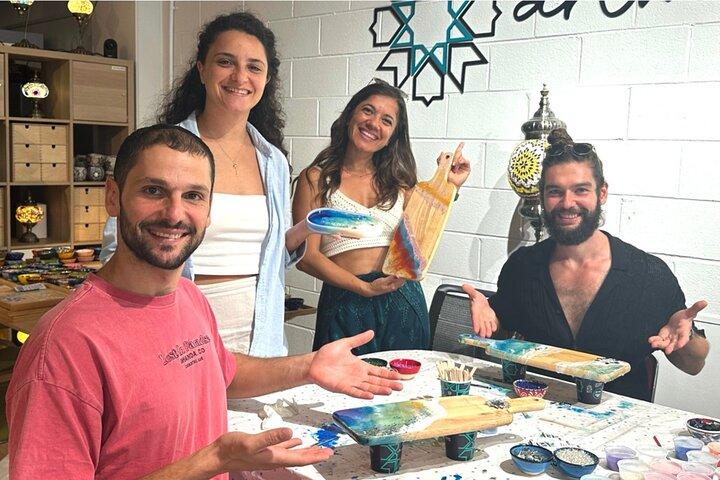 Resin Art Classes Sydney: Cheeseboards & Coasters