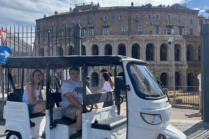 Eco Tour in electric TukTuk