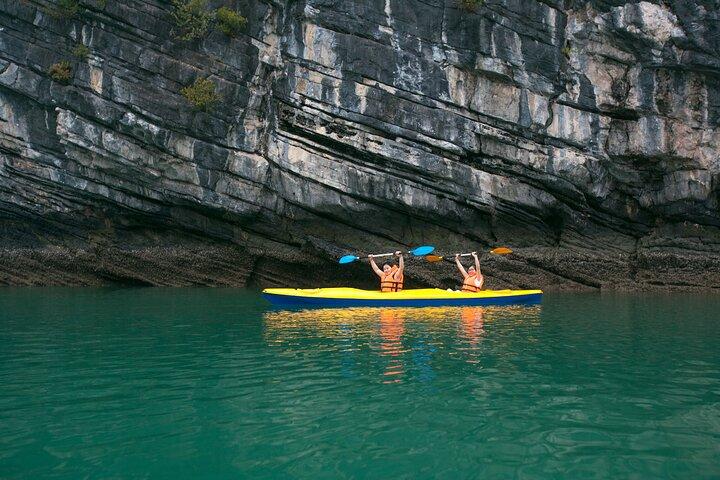 Rosy Luxury 5-Star Cruise 2D1N in Ha Long Bay & Lan Ha Bay