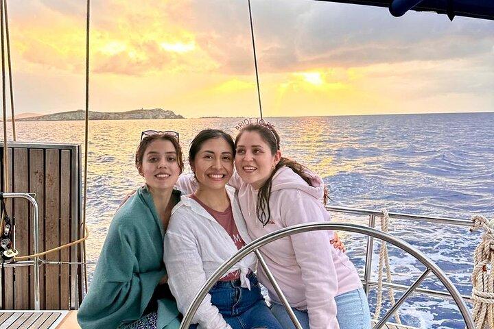 All inclusive Sunset Cruise Delos & Rhenia&swimming stop
