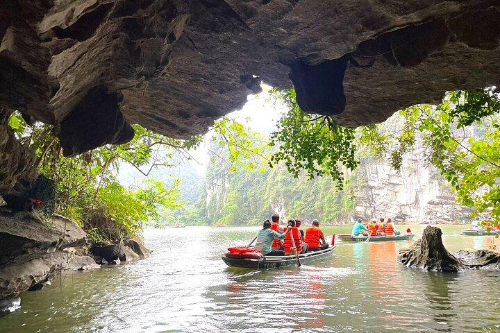 Full-Day Trip from Hanoi: Explore Trang An and Hoa Lu Capital
