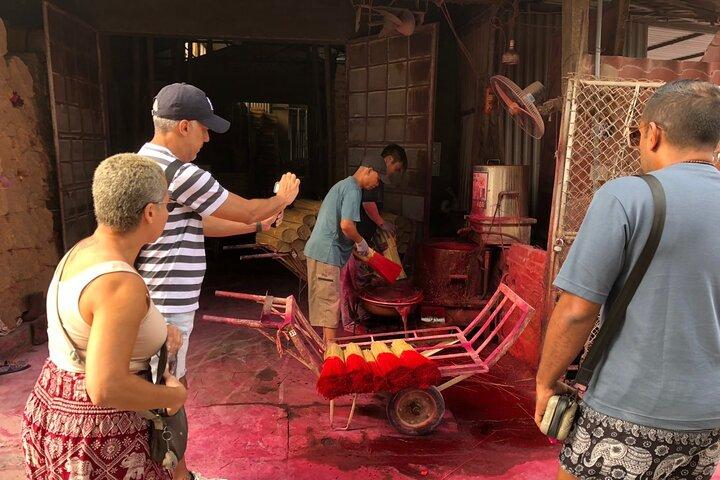 Luxury Private Tour: Quang Phu Cau Incense Village to Ninh Binh