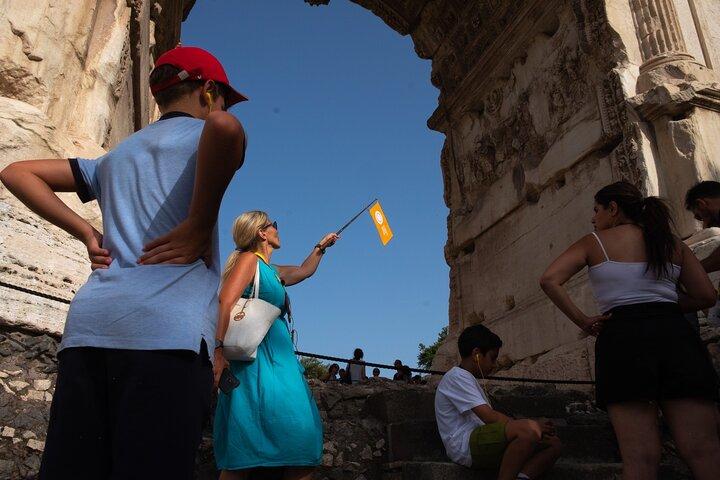 Guided Group Tour of Colosseum, Roman Forum and Palatine Hill