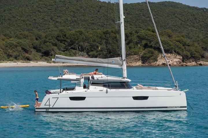 Mykonos: Luxury Catamaran Cruise with Meal, Drinks & Transport