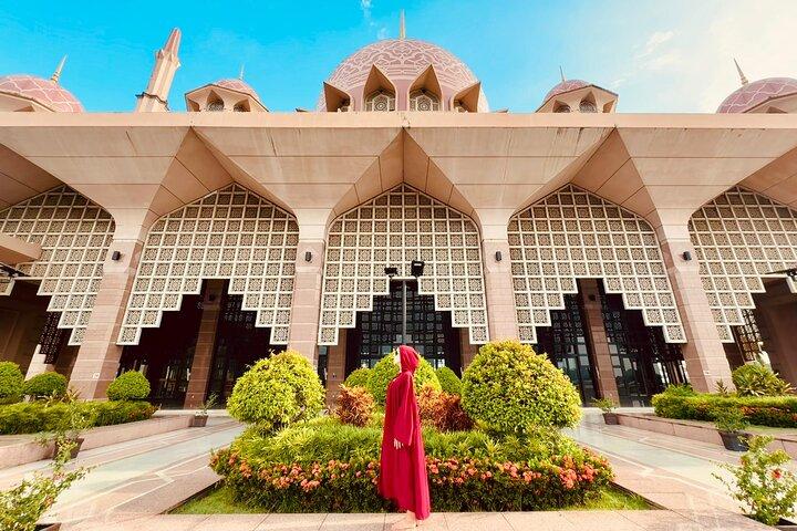 Putrajaya Private Tour with Guide