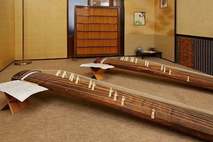 Private Koto Lesson in Kyoto with a Professional Koto Performer