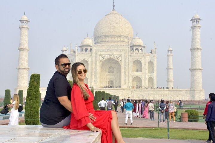From Delhi: Taj Mahal Day Trip