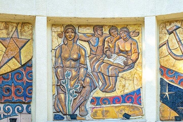 Bishkek Street Arts, Mosaics Murals & Kyrgyz Nomadic History Tour