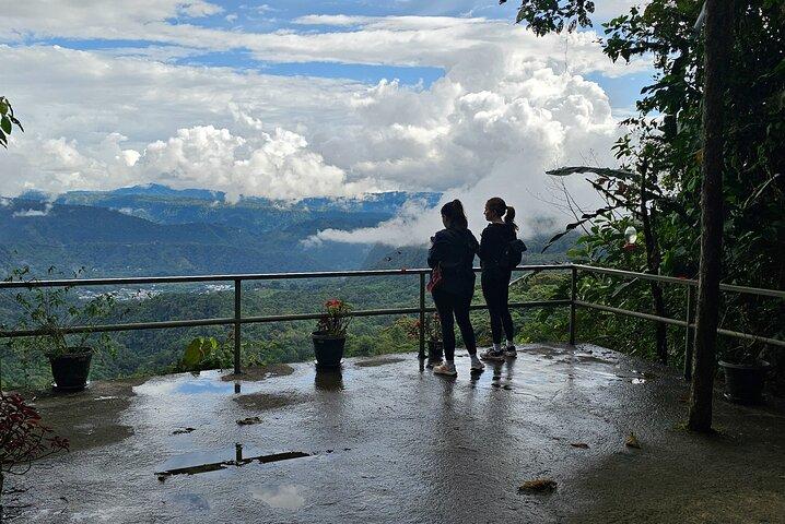 Mindo Cloud Forest: Hummingbirds, Birds & Waterfalls Tour
