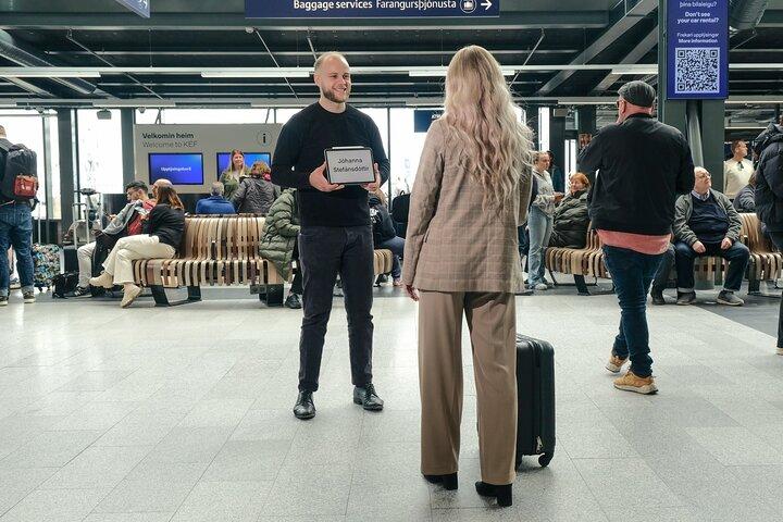 Keflavik Airport One-Way Private Transfer To or From Reykjavik