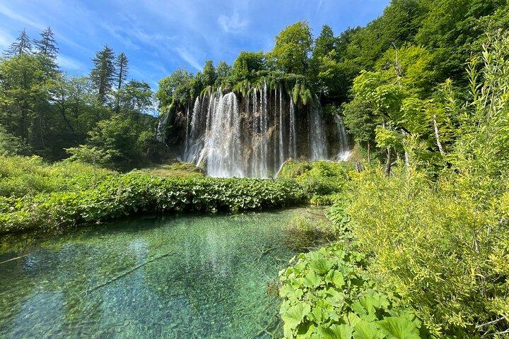 Plitvice Lakes with Ticket & Rastoke Guided Trip from Zagreb