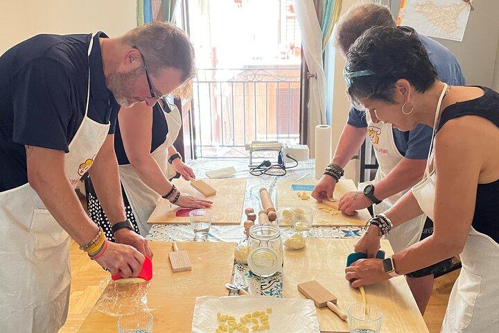 Cooking class in Palermo city center