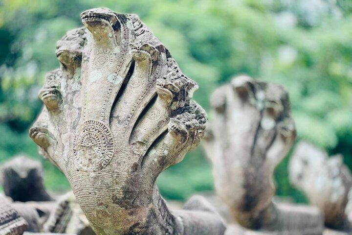 Angkor Wat 2-Day Tour from Bangkok