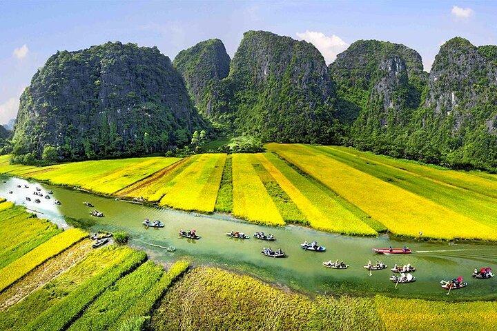 From Hanoi 3-Day: Ninh Binh-Halong-LanHa Bay Cruise with balcony